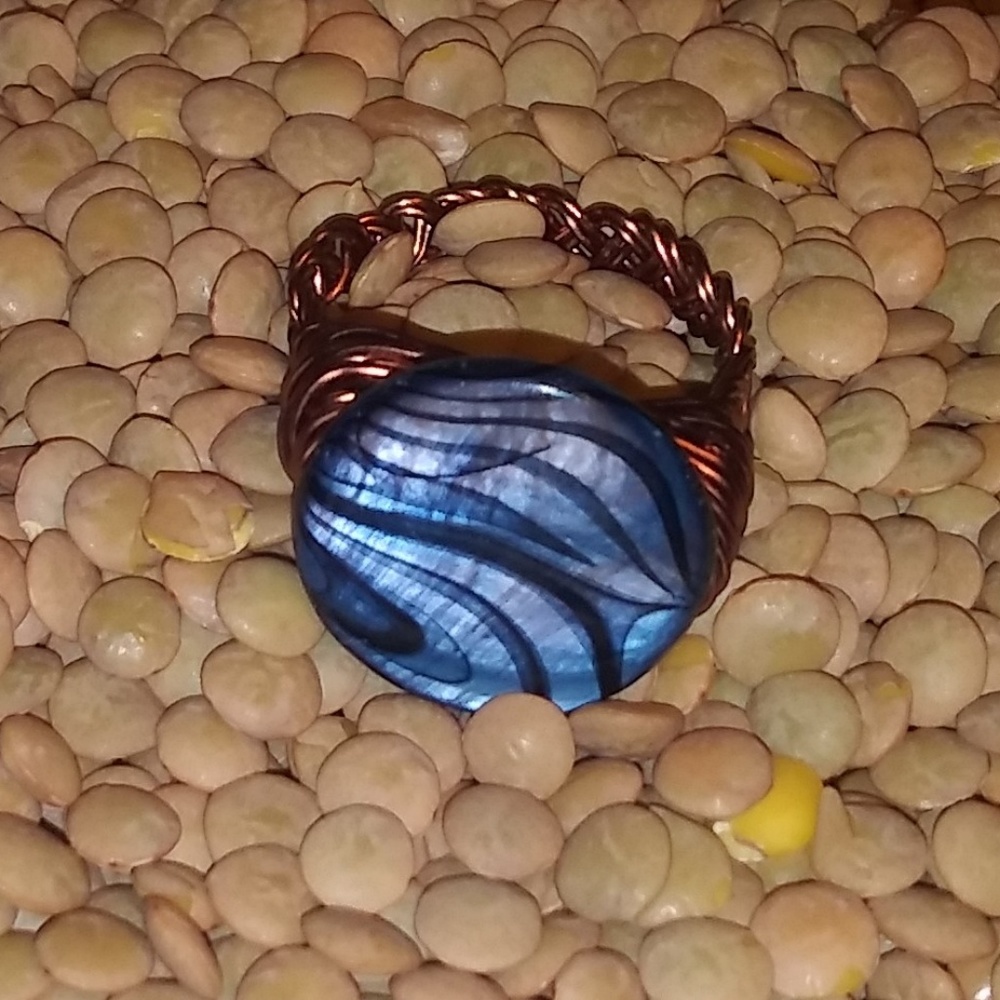 RING - Picture 4 of 4
